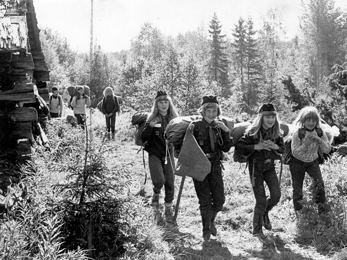 Våra scoutförebilder - fotspår i sanden